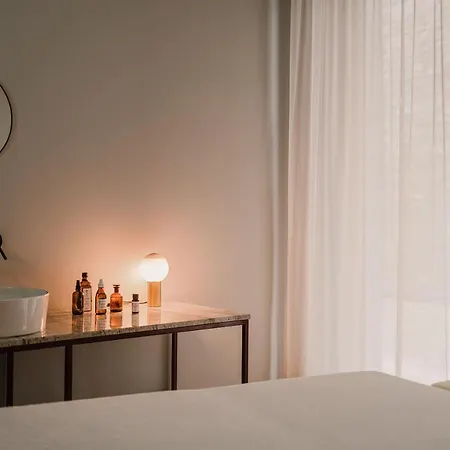 Отель The Comodo Bad Gastein, A Member Of Design Бадгаштейн