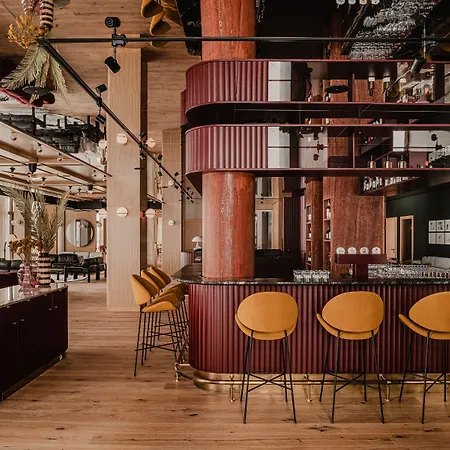 Отель The Comodo Bad Gastein, A Member Of Design 4*